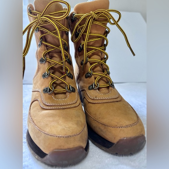 Timberland Women's Wedge Ankle Boots Nubuck Leather Wheat Waterproof 6 1/2 - Picture 10 of 16